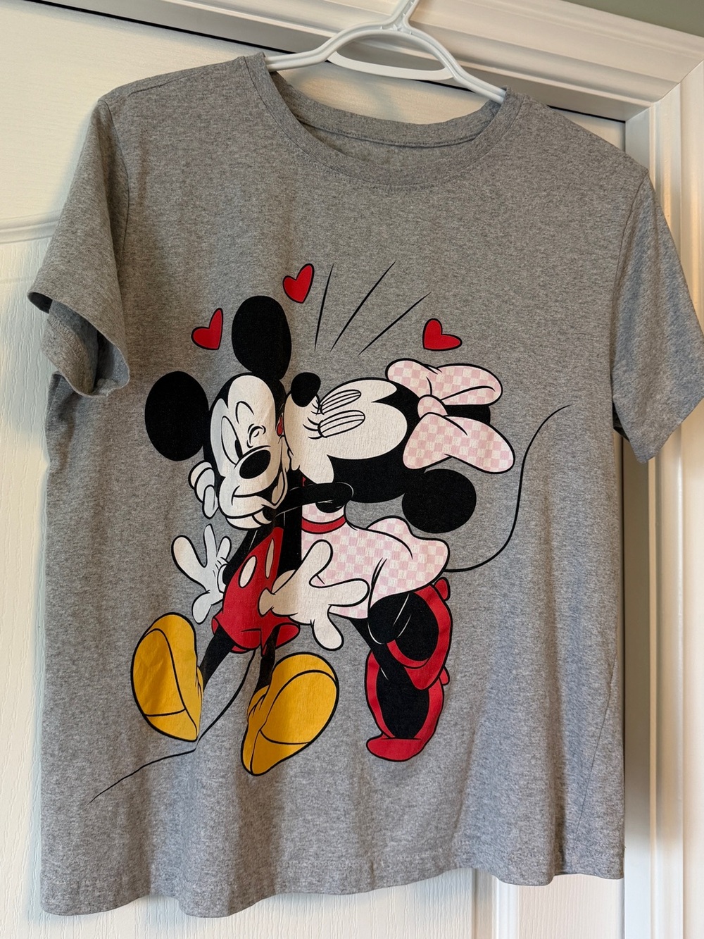 Disney Grey Tee with Mickey & Minnie Kiss Graphic — Red, Yellow, Pink, Black
